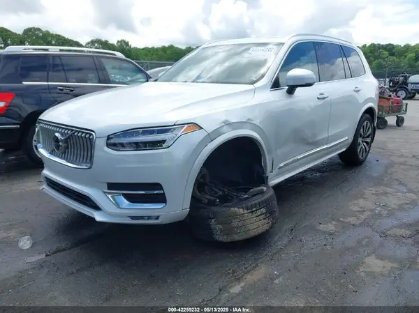 YV4A22PL1L1534632 2020 VOLVO XC90 - Image 2