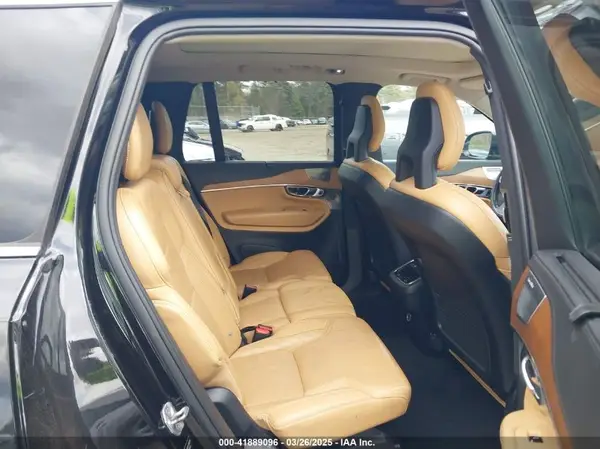 YV4A22PL2G1001341 2016 VOLVO XC90 - Image 8
