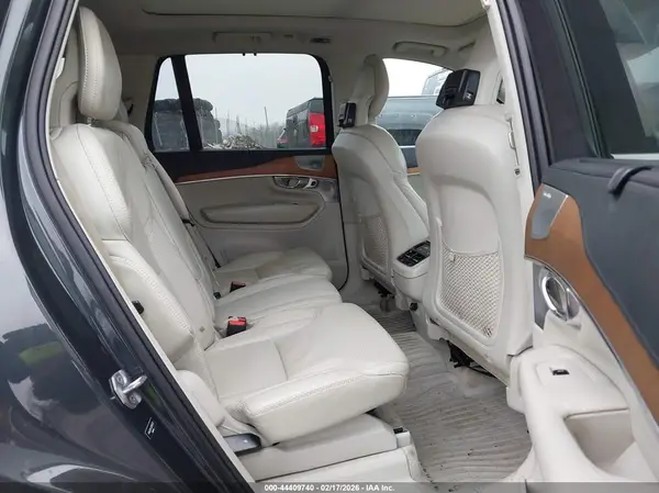 YV4A22PL2G1014722 2016 VOLVO XC90 - Image 8