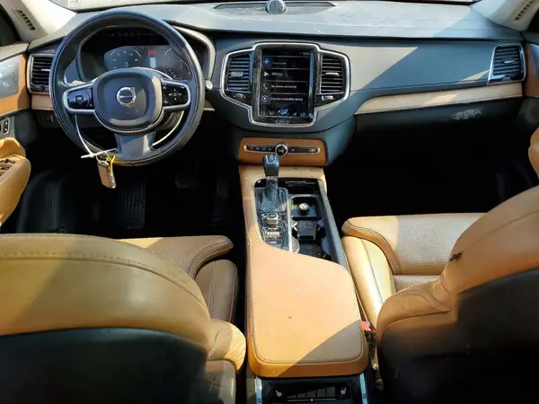 YV4A22PL2G1019113 2016 VOLVO XC90 - Image 8