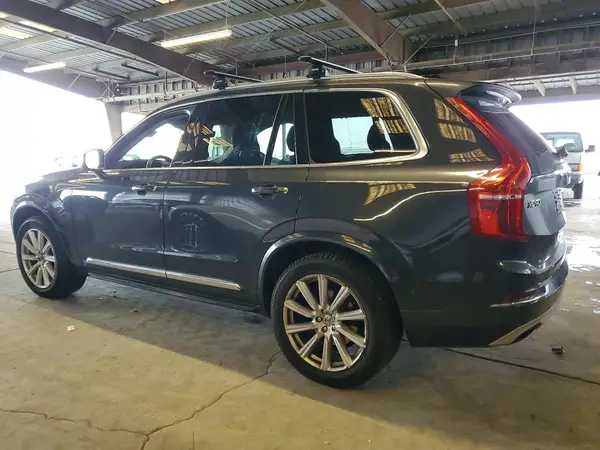 YV4A22PL2G1036011 2016 VOLVO XC90 - Image 2