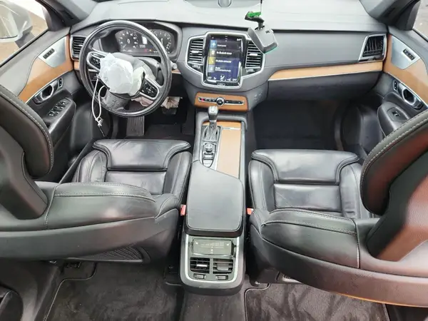 YV4A22PL2G1050894 2016 VOLVO XC90 - Image 8