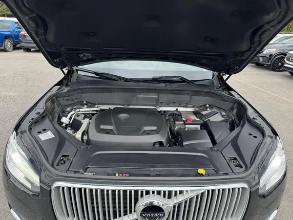 YV4A22PL2G1075083 2016 VOLVO XC90 - Image 8