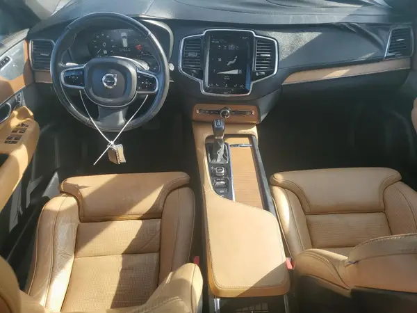 YV4A22PL2G1077111 2016 VOLVO XC90 - Image 8