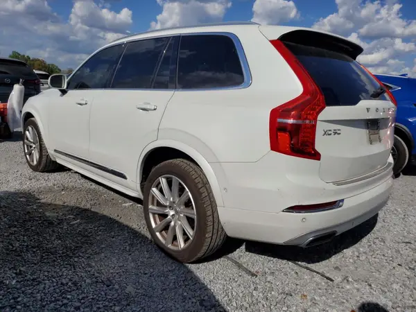 YV4A22PL2H1105782 2017 VOLVO XC90 - Image 2