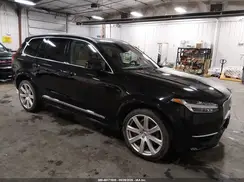 YV4A22PL2H1172687 2017 VOLVO XC90