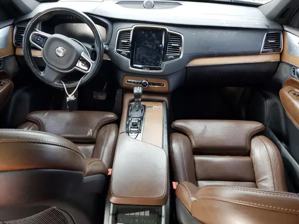 YV4A22PL2J1193898 2018 VOLVO XC90 - Image 8