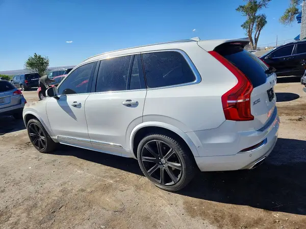 YV4A22PL2J1196705 2018 VOLVO XC90 - Image 2