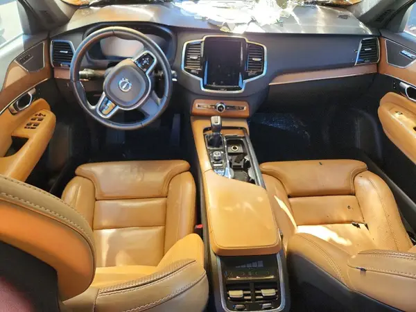 YV4A22PL2J1196705 2018 VOLVO XC90 - Image 8