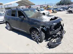 YV4A22PL2J1205581 2018 VOLVO XC90
