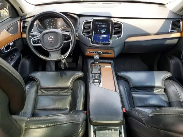 YV4A22PL2J1210800 2018 VOLVO XC90 - Image 8