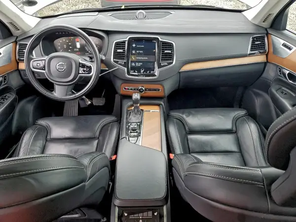 YV4A22PL2J1362611 2018 VOLVO XC90 - Image 8