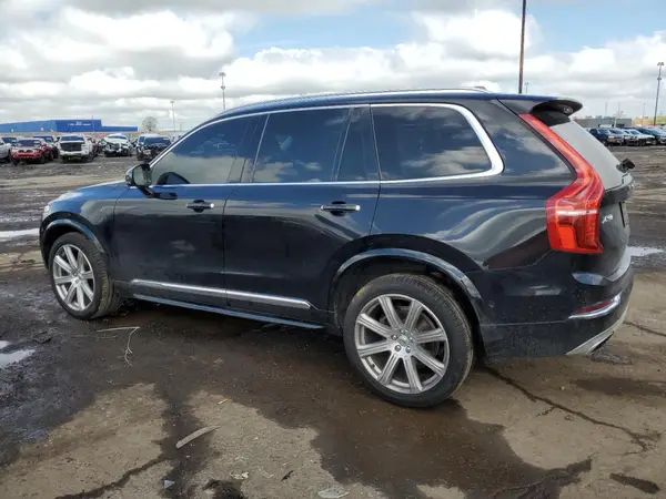 YV4A22PL2J1366948 2018 VOLVO XC90 - Image 2