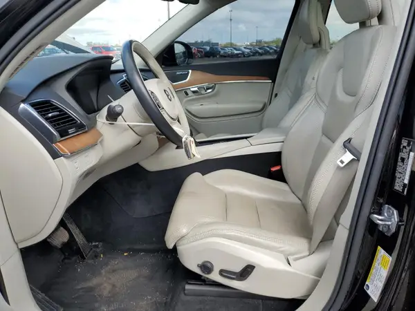 2018 VOLVO XC90 auction photo 7