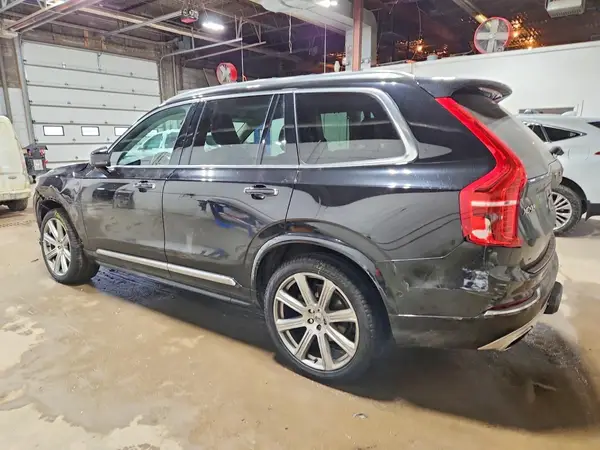 YV4A22PL2K1421089 2019 VOLVO XC90 - Image 2