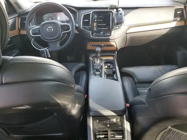 YV4A22PL2K1436546 2019 VOLVO XC90 - Image 8