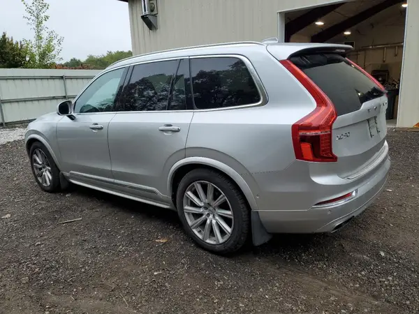 YV4A22PL2K1459499 2019 VOLVO XC90 - Image 2