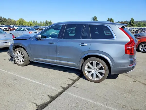 YV4A22PL2K1464959 2019 VOLVO XC90 - Image 2