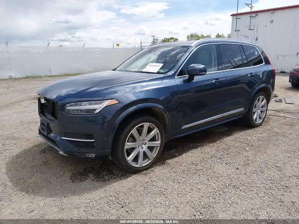 YV4A22PL2K1484192 2019 VOLVO XC90 - Image 2
