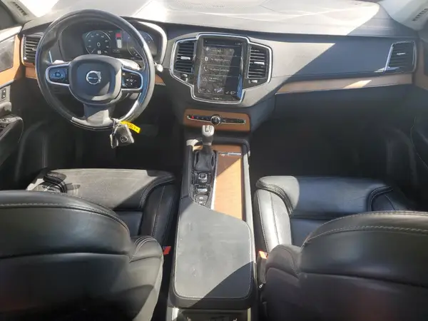 YV4A22PL2K1495922 2019 VOLVO XC90 - Image 8