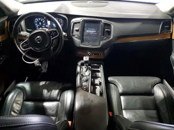 YV4A22PL2K1499887 2019 VOLVO XC90 - Image 8