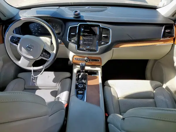 YV4A22PL2L1604901 2020 VOLVO XC90 - Image 8