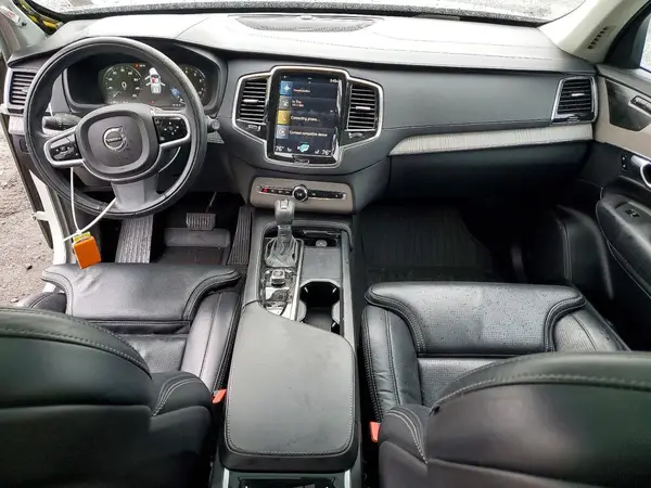 YV4A22PL2N1798705 2022 VOLVO XC90 - Image 8