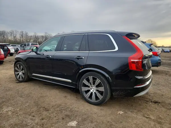 YV4A22PL2N1868123 2022 VOLVO XC90 - Image 2