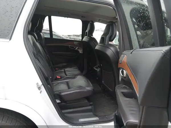 YV4A22PL3G1024305 2016 VOLVO XC90 - Image 8