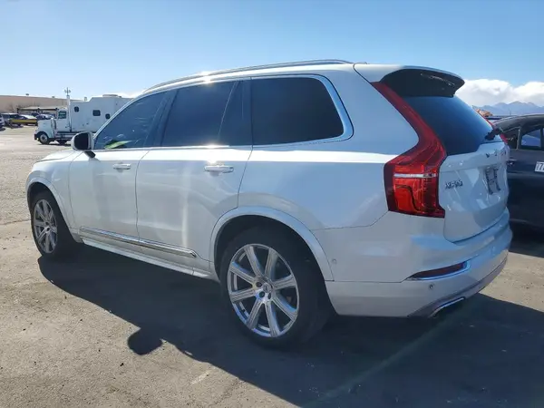 YV4A22PL3G1024353 2016 VOLVO XC90 - Image 2