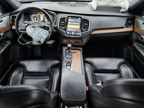 YV4A22PL3H1152884 2017 VOLVO XC90 - Image 8