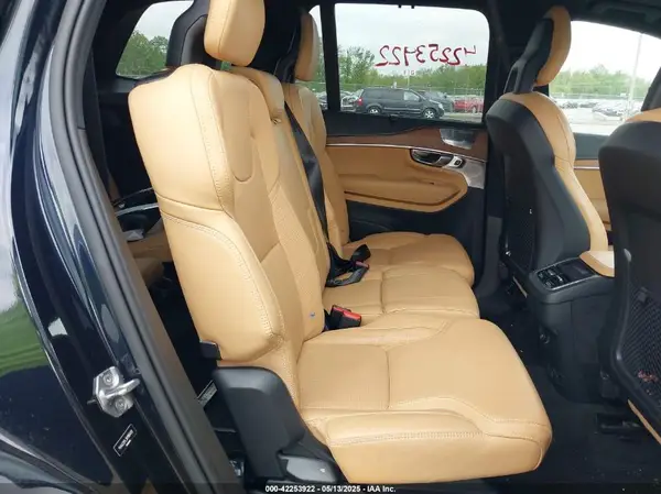 YV4A22PL3H1166459 2017 VOLVO XC90 - Image 8
