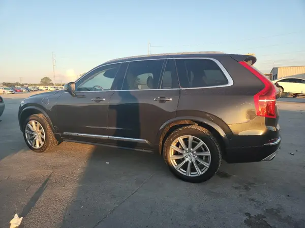 YV4A22PL3H1174447 2017 VOLVO XC90 - Image 2
