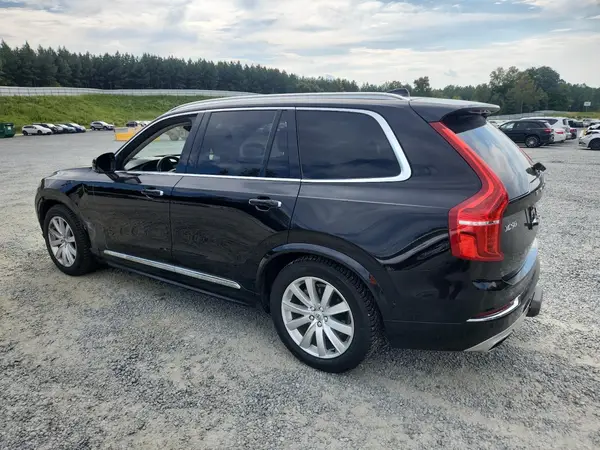 YV4A22PL3J1356896 2018 VOLVO XC90 - Image 2