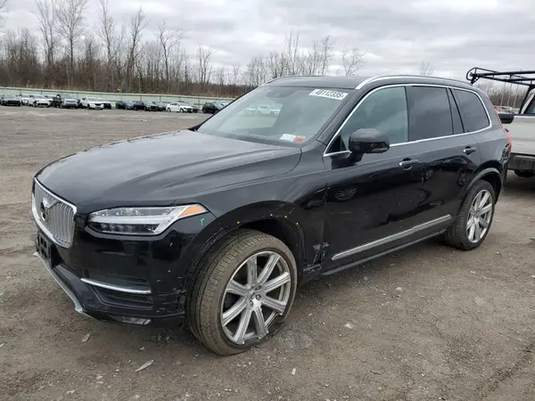 YV4A22PL3J1359717 2018 VOLVO XC90 - Image 1
