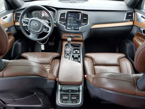 YV4A22PL3J1359765 2018 VOLVO XC90 - Image 8