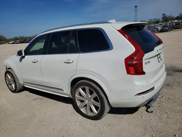 YV4A22PL3J1364139 2018 VOLVO XC90 - Image 2