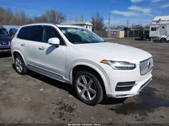 YV4A22PL3J1367865 2018 VOLVO XC90