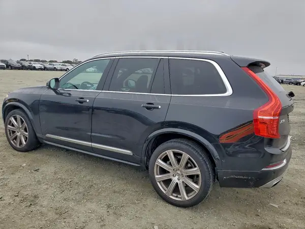 YV4A22PL3K1468924 2019 VOLVO XC90 - Image 2