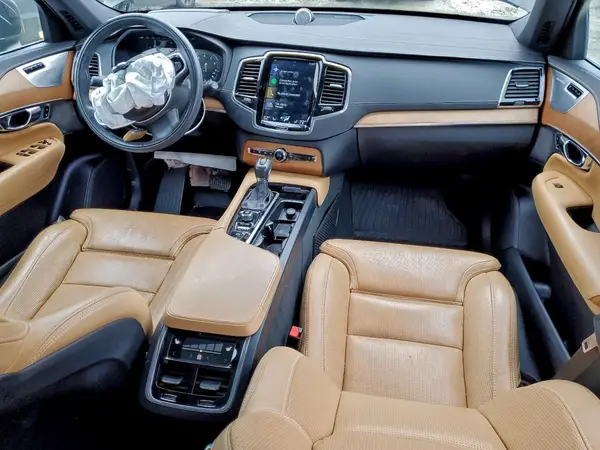 YV4A22PL3K1468924 2019 VOLVO XC90 - Image 8