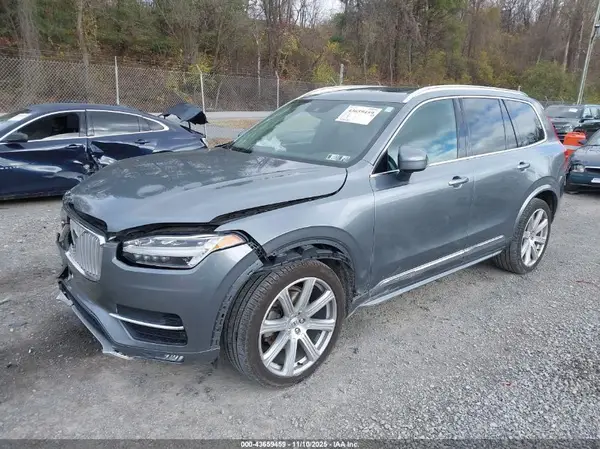 YV4A22PL3K1488042 2019 VOLVO XC90 - Image 2