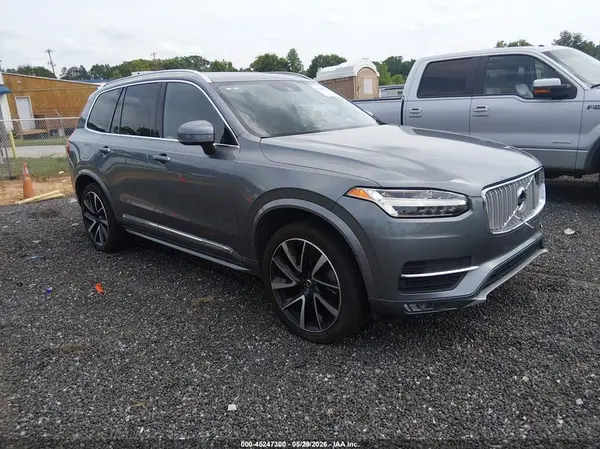 YV4A22PL3K1495282 2019 VOLVO XC90 - Image 1