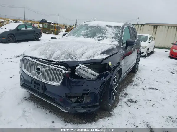 YV4A22PL3K1513053 2019 VOLVO XC90 - Image 2