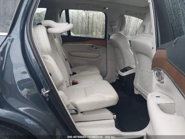 YV4A22PL3L1568863 2020 VOLVO XC90 - Image 8