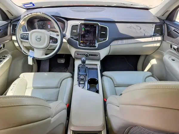 YV4A22PL3M1686834 2021 VOLVO XC90 - Image 8