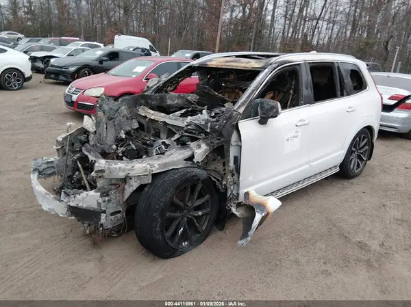 YV4A22PL4G1016651 2016 VOLVO XC90 - Image 2