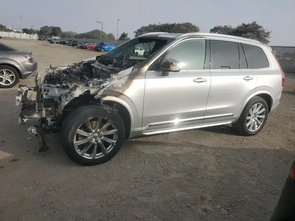 YV4A22PL4G1024751 2016 VOLVO XC90 - Image 1