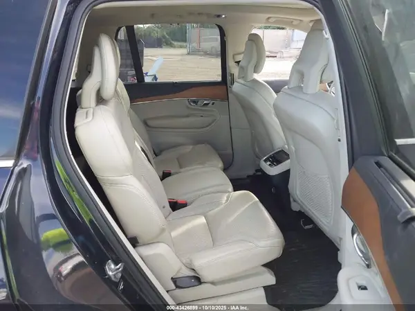 YV4A22PL4G1073397 2016 VOLVO XC90 - Image 8
