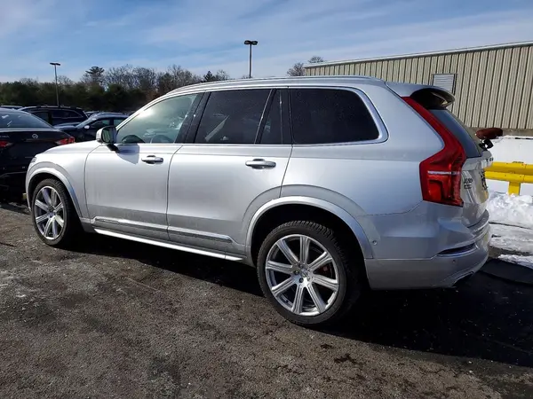 YV4A22PL4J1213102 2018 VOLVO XC90 - Image 2