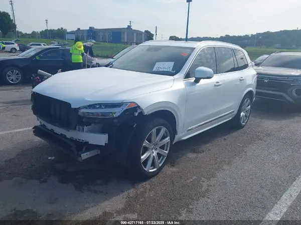 YV4A22PL4J1216453 2018 VOLVO XC90 - Image 2